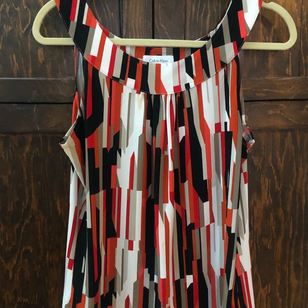 Cute Calvin Klein sleeveless blouse!